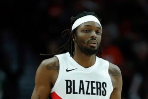 开云官网-格兰特谈复出：大家都发挥很好，这让比赛变得更加轻松了