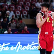 王俊杰：在海外打球两次从最厉害变倒数 自身水平像尘土一样渺小