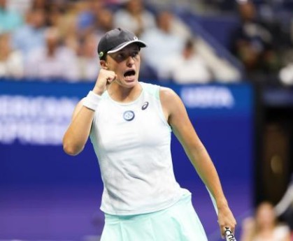 开云官网-斯瓦泰克诠释何为No.1 心魔让萨巴伦卡再“卡四”