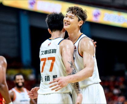 上海两大外缺阵，却把广厦两大外的工作打没了！媒体人：不能留了
